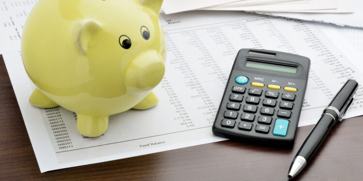 Estrategias efectivas para ahorrar dinero en 2025