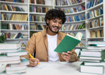 Estatuto del becario en España